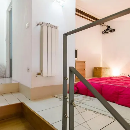 Della Scala Modern Apartment Florence Room photo