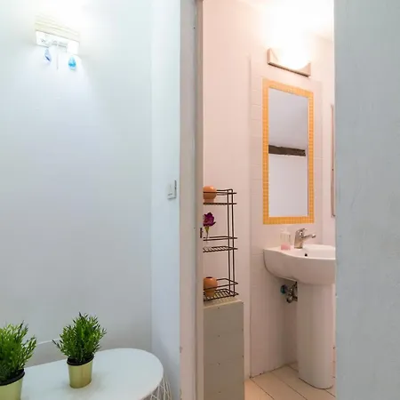 Della Scala Modern Apartment Florence Room photo